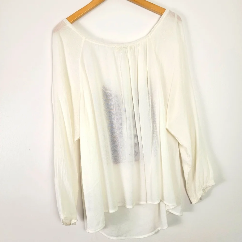 Forever 21 Plus 1X Boho White Blue Red Embellished 3/4 Sleeve Blouse Rayon - Picture 7 of 9